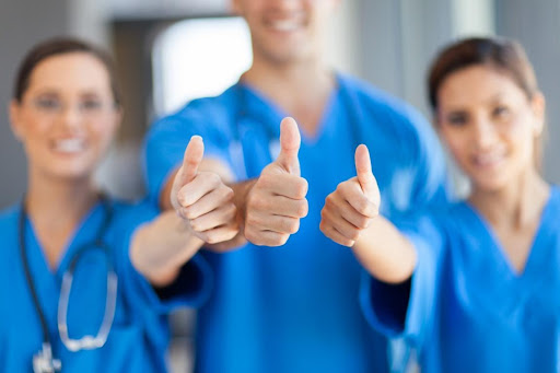 good teamwork improve job satisfaction in a nursing career